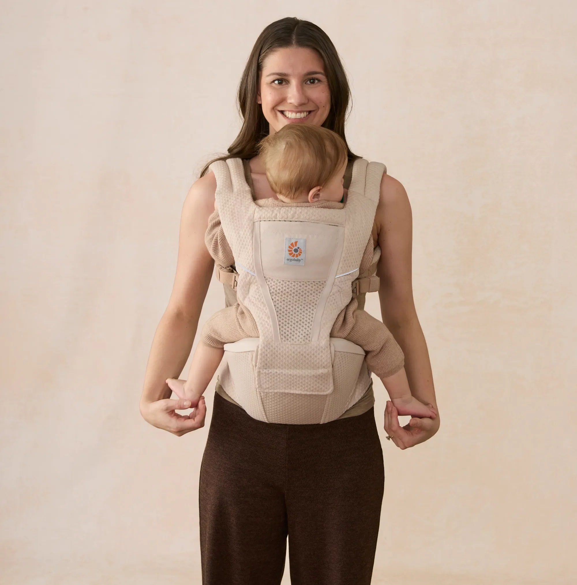 Alta Hip Seat Baby Carrier - Image 4